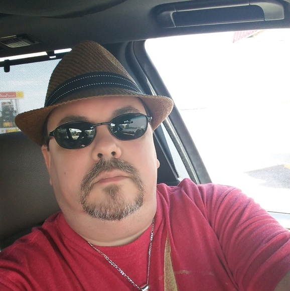 Meet your Posher, Scott - Picture 1 of 1